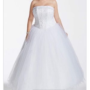 David’s Bridal Wedding Gown